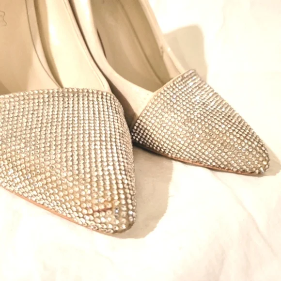 2/$18 Aldo Gray Silver Embellished Rhinestone Sparkle Pump Heels Pointy Toe - Picture 3 of 7